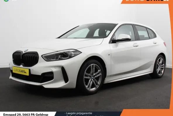 118i M-Sport Automaat Digitale Cockpit  Climate control  Stoel verwarming  LED  Sfeer verlichting  Lichtmetalen velgen  Navigatie  Apple carplay/ Android auto  Parkeersensoren
