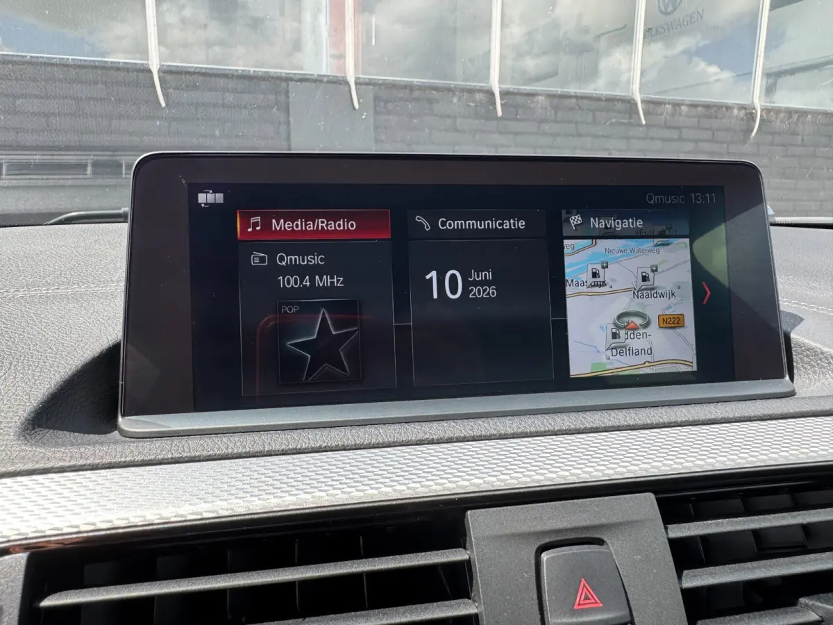 118i Edition M Sport Shadow High Executive **LEDER + CAMERA**