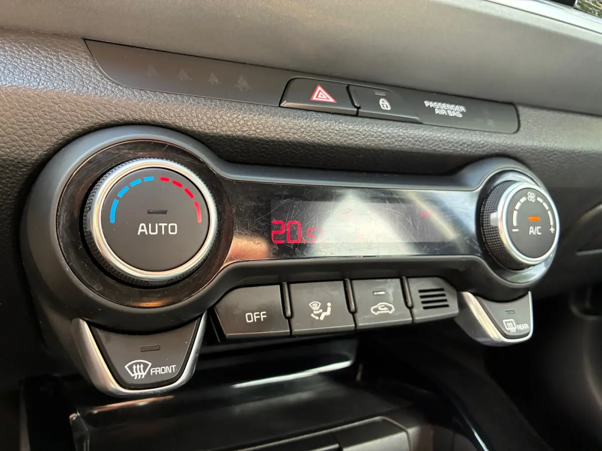 1.0 T-GDi MHEV | Carplay + Clima + Cruise nu €10.975,-!!
