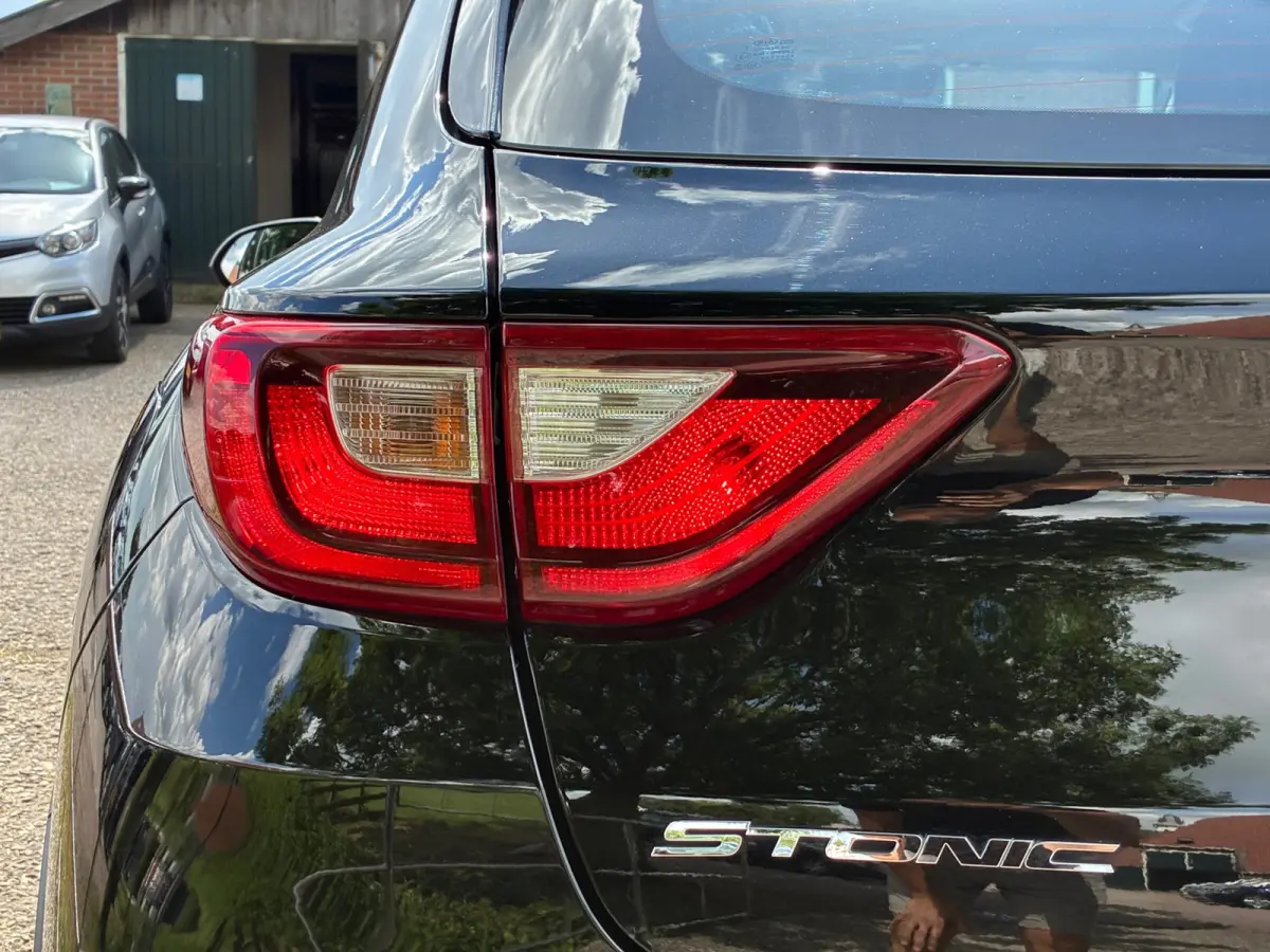 1.0 T-GDi MHEV | Carplay + Clima + Cruise nu €10.975,-!!