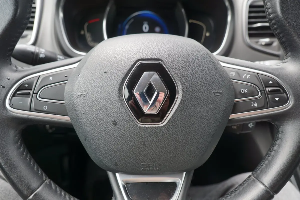 1.2 TCe Intens 7p. | Gris Platine | R-Link NAV/Cruise/Clima/Camera - Fijne reisgenoot!