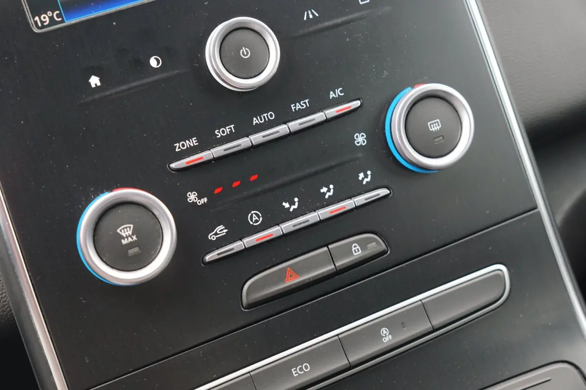 1.2 TCe Intens 7p. | Gris Platine | R-Link NAV/Cruise/Clima/Camera - Fijne reisgenoot!