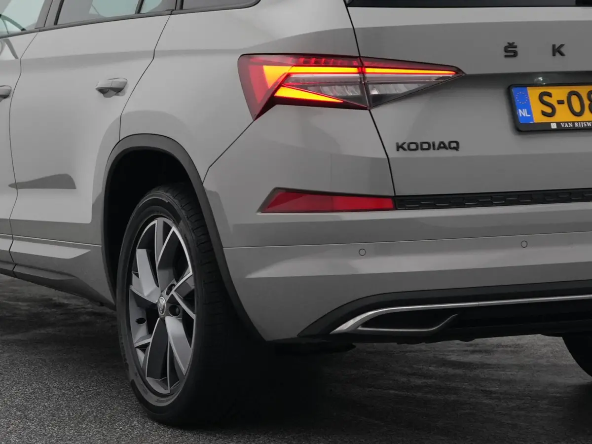 1.5 TSI 150 PK DSG-7 Sportline Business 7-Pers. | FACELIFT | PANO | CAMERA | STOELVERW.