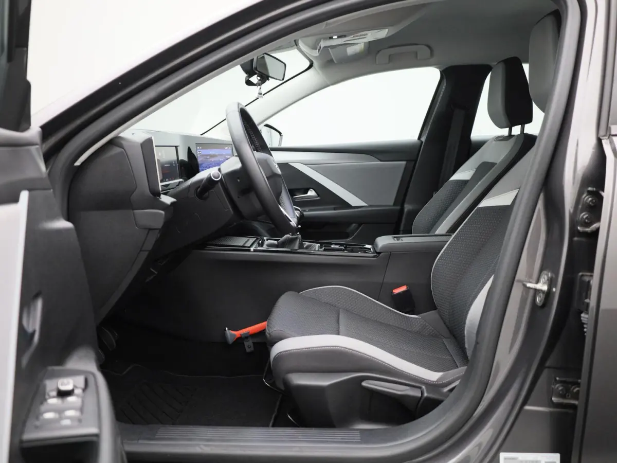 1.2 Level 2 | TREKHAAK | NAVIGATIE | PARKEERSENSOREN | CRUISE CONTROL | KEYLESS | LMV |