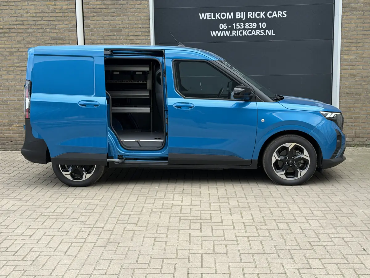 Cour. Limited 44 kWh Direct rijden/CarPlay/Sortimo inbouw/stoelverwarming