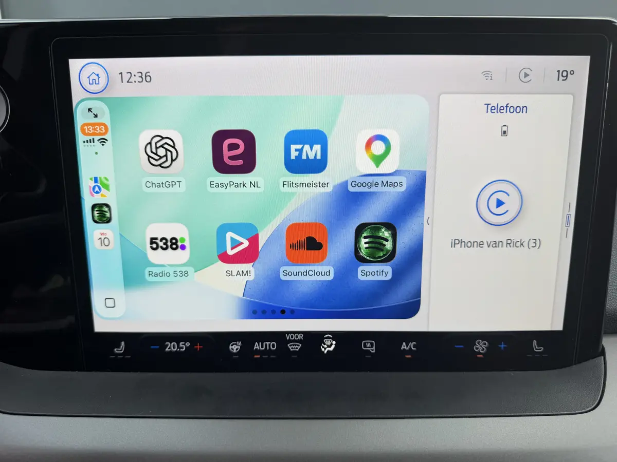 Cour. Limited 44 kWh Direct rijden/CarPlay/Sortimo inbouw/stoelverwarming