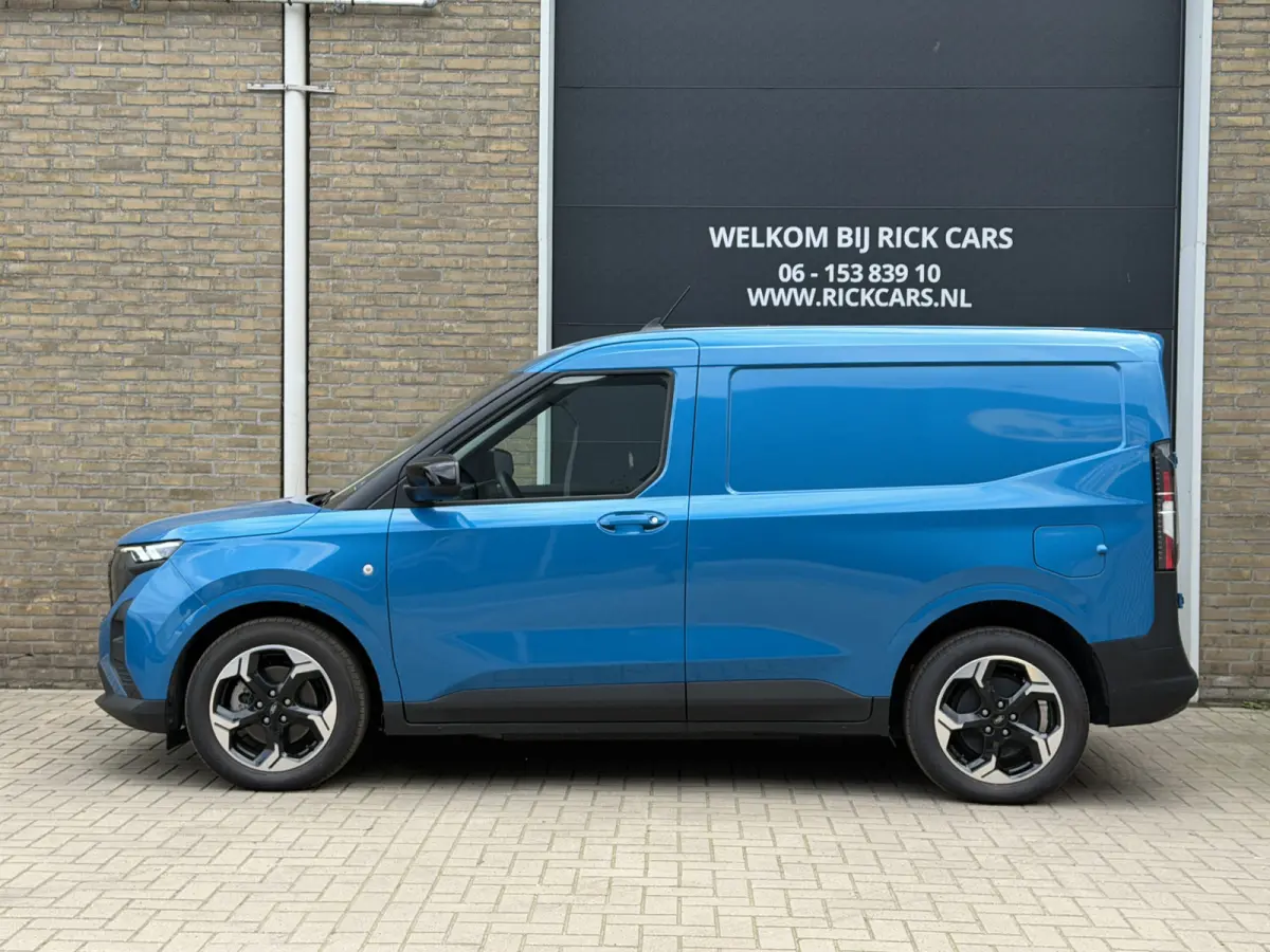 Cour. Limited 44 kWh Direct rijden/CarPlay/Sortimo inbouw/stoelverwarming
