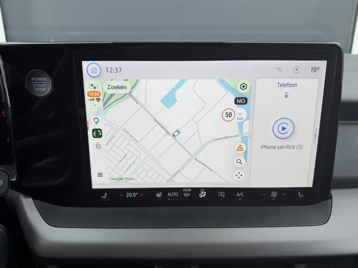 Cour. Limited 44 kWh Direct rijden/CarPlay/Sortimo inbouw/stoelverwarming