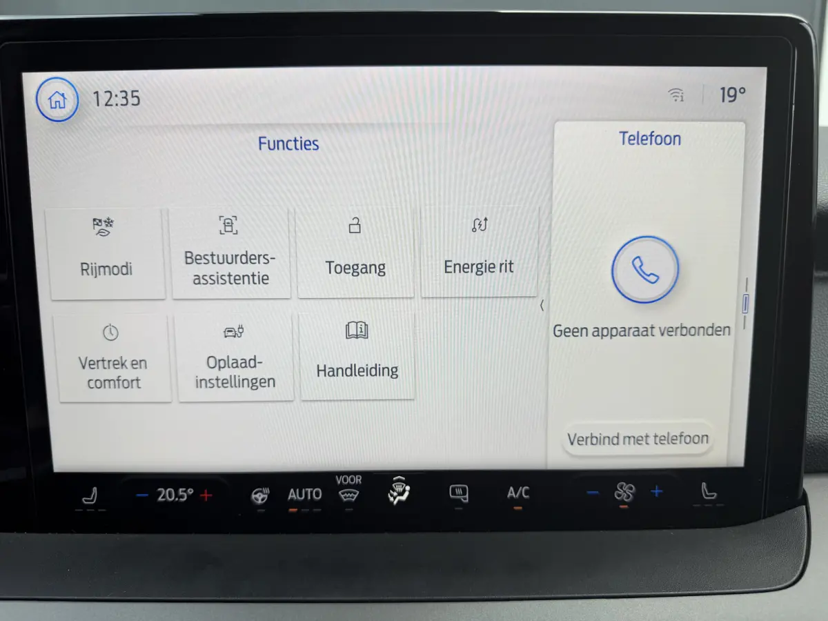 Cour. Limited 44 kWh Direct rijden/CarPlay/Sortimo inbouw/stoelverwarming