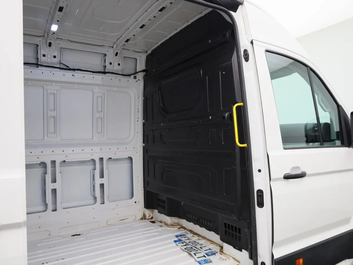 35 2.0 TDI L3H3 177PK Automaat | Airco | Multifunctioneel Stuurwiel | Navigatie | Parkeersensoren Voor + Achter | Cruise Control | Achteruitrijcamera | DAB+ | Ergocomfort Bestuurdsstoel |