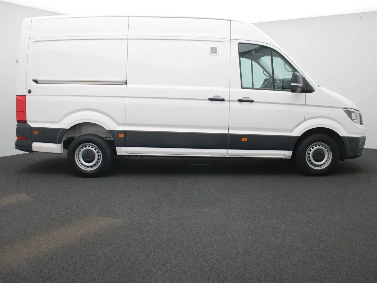 35 2.0 TDI L3H3 177PK Automaat | Airco | Multifunctioneel Stuurwiel | Navigatie | Parkeersensoren Voor + Achter | Cruise Control | Achteruitrijcamera | DAB+ | Ergocomfort Bestuurdsstoel |