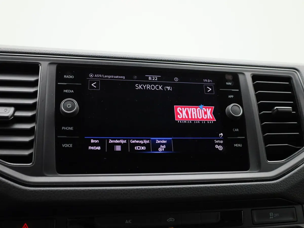 35 2.0 TDI L3H3 177PK Automaat | Airco | Multifunctioneel Stuurwiel | Navigatie | Parkeersensoren Voor + Achter | Cruise Control | Achteruitrijcamera | DAB+ | Ergocomfort Bestuurdsstoel |