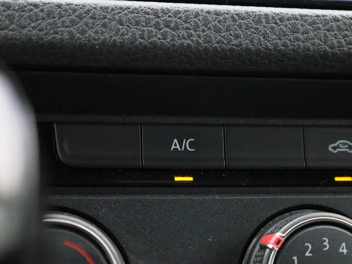 35 2.0 TDI L3H3 177PK Automaat | Airco | Multifunctioneel Stuurwiel | Navigatie | Parkeersensoren Voor + Achter | Cruise Control | Achteruitrijcamera | DAB+ | Ergocomfort Bestuurdsstoel |