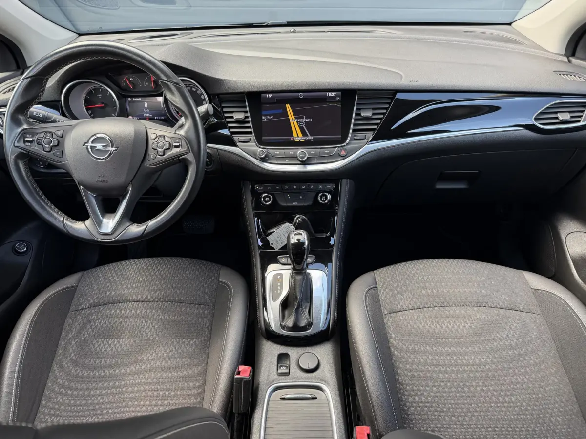 1.4 Innovation 2e Eigenaar,Apple Carplay/Android Auto,150pk,Halfleder,Trekhaak,Keyless,Clima,Cruise,Lm velgen,Pdc V+A,N.A.P,Dealer Onderhouden,Rijstrooksensor,Apk tot 03-2027