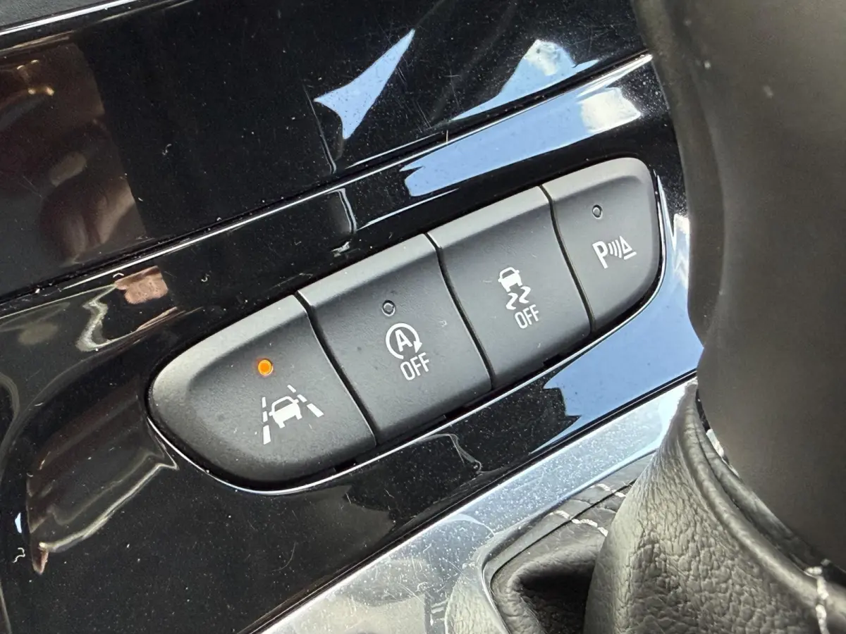 1.4 Innovation 2e Eigenaar,Apple Carplay/Android Auto,150pk,Halfleder,Trekhaak,Keyless,Clima,Cruise,Lm velgen,Pdc V+A,N.A.P,Dealer Onderhouden,Rijstrooksensor,Apk tot 03-2027