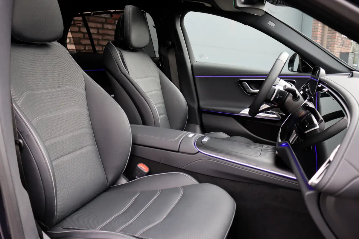300 e AMG Line Premium | Hyperscreen | Distronic+ | Burmester | Trekhaak | Stoelventilatie | HUD | Digital Light | Leder | Keyless Go | Panoramadak |