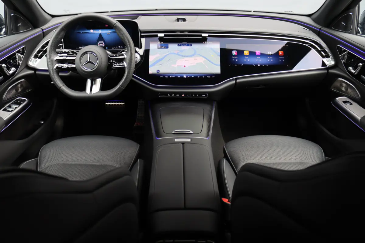 300 e AMG Line Premium | Hyperscreen | Distronic+ | Burmester | Trekhaak | Stoelventilatie | HUD | Digital Light | Leder | Keyless Go | Panoramadak |