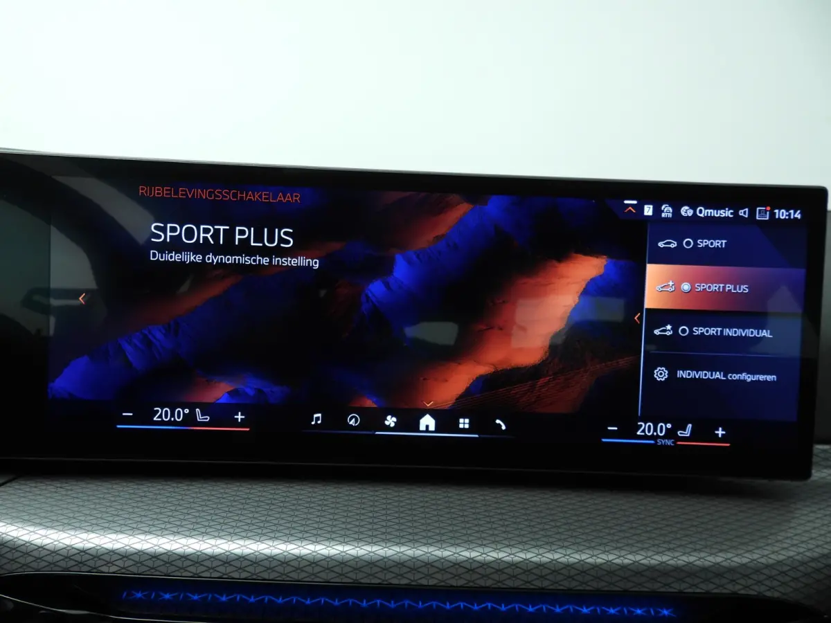 430i xDrive | M-Sportpakket | LED | Navigatie | Schuifdak | Sportstoelen | Stoelverwarming | DAB | Alu 19 inch