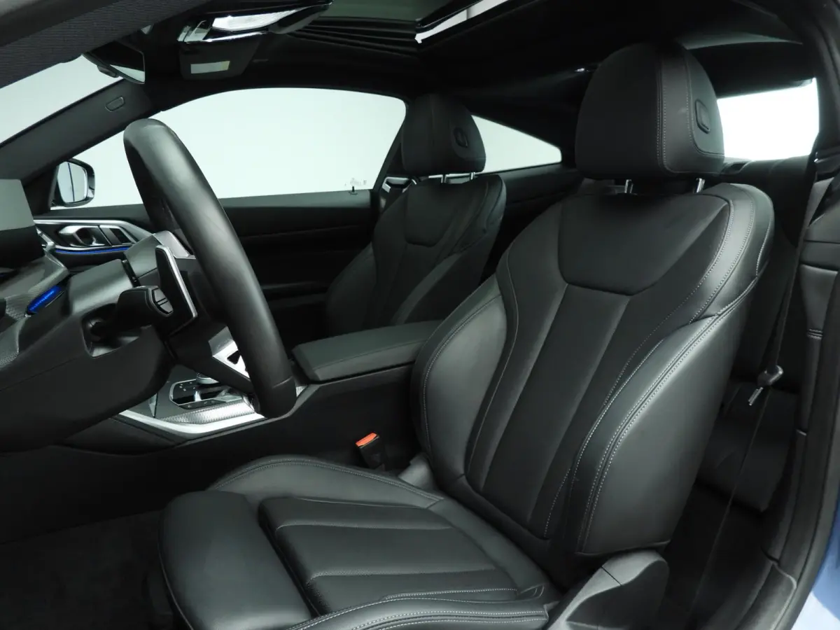 430i xDrive | M-Sportpakket | LED | Navigatie | Schuifdak | Sportstoelen | Stoelverwarming | DAB | Alu 19 inch