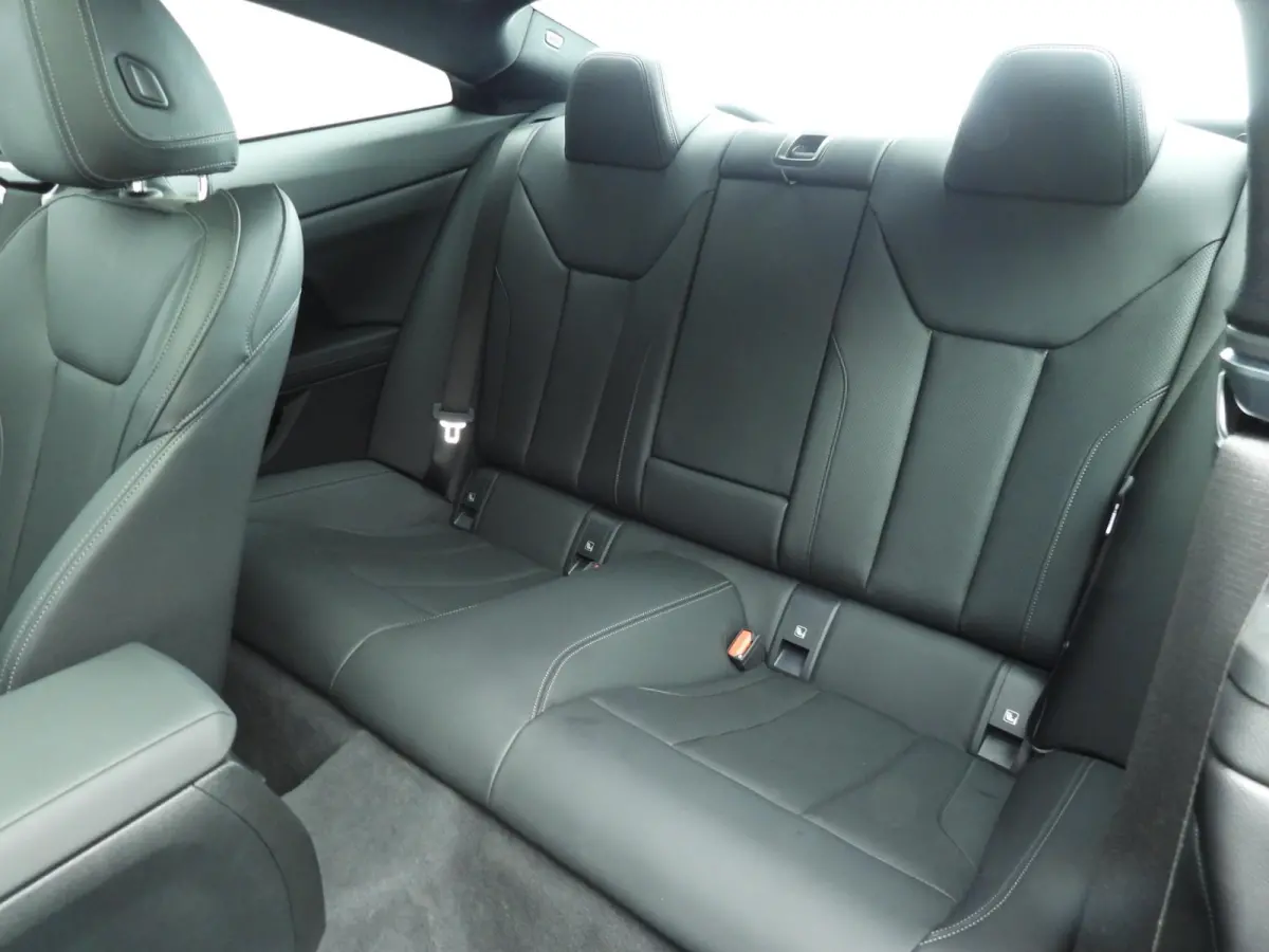 430i xDrive | M-Sportpakket | LED | Navigatie | Schuifdak | Sportstoelen | Stoelverwarming | DAB | Alu 19 inch