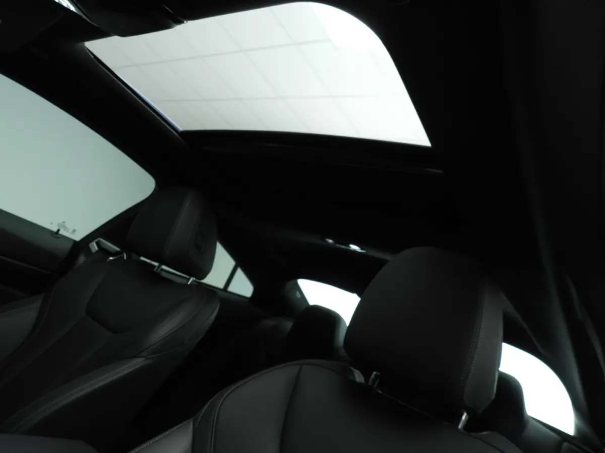 430i xDrive | M-Sportpakket | LED | Navigatie | Schuifdak | Sportstoelen | Stoelverwarming | DAB | Alu 19 inch