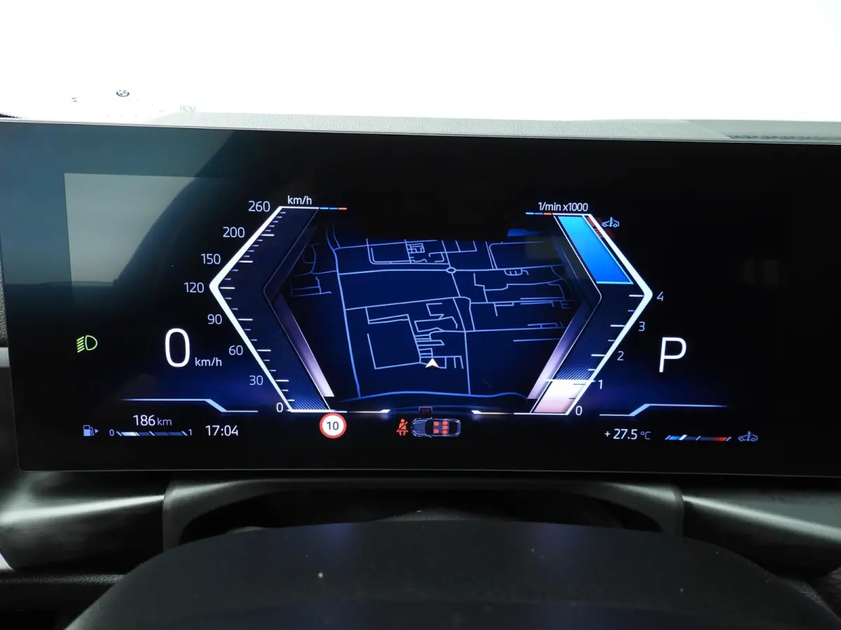 420i | M-Sportpakket | LED | Navigatie | Sportstoelen | Schuifdak | Stoelverwarming | DAB | Alu 19 inch