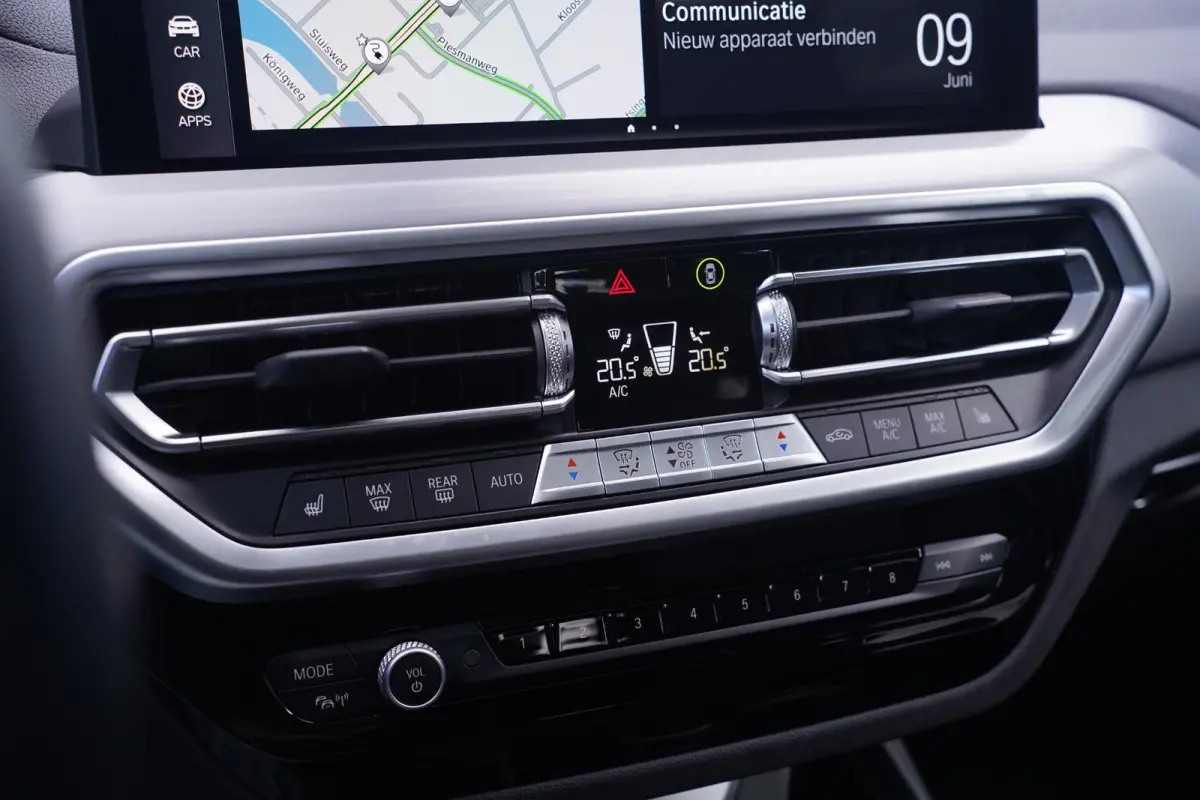 xDrive30e M Sport NAP SOH 98% 360-Camera 21"-Lmv  Electrische trekhaak Memory Panodak Stoel-/stuur verwarming Shadowline Leder M Sport remsysteem