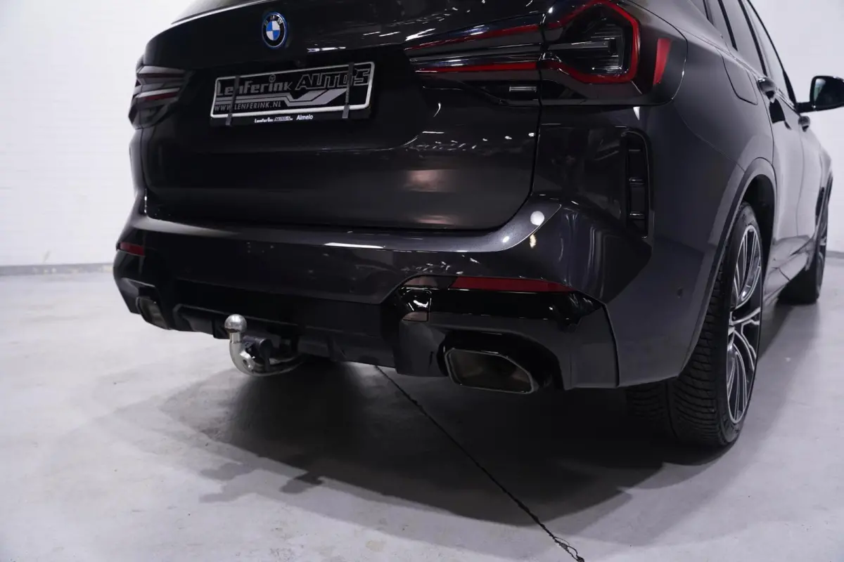 xDrive30e M Sport NAP SOH 98% 360-Camera 21"-Lmv  Electrische trekhaak Memory Panodak Stoel-/stuur verwarming Shadowline Leder M Sport remsysteem