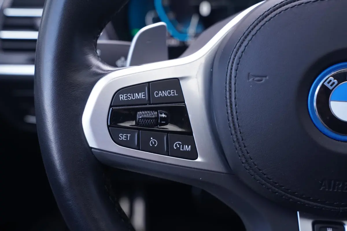 xDrive30e M Sport NAP SOH 98% 360-Camera 21"-Lmv  Electrische trekhaak Memory Panodak Stoel-/stuur verwarming Shadowline Leder M Sport remsysteem
