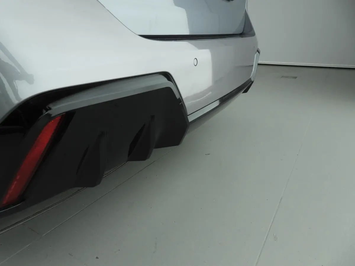 220 | M-Sportpakket | LED | Navigatie | Panoramadak | Sportstoelen | Shadow line | DAB | Alu 18 inch