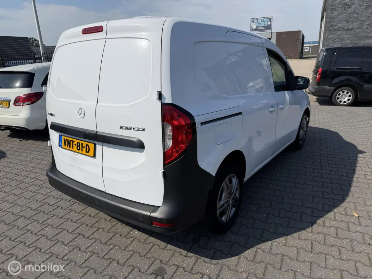 bestel 108 CDI L1 Pro navi