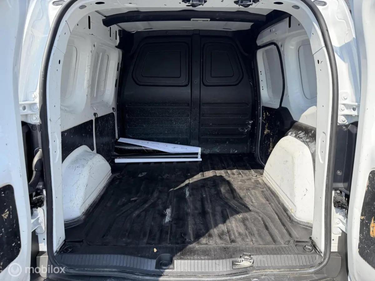 bestel 108 CDI L1 Pro navi