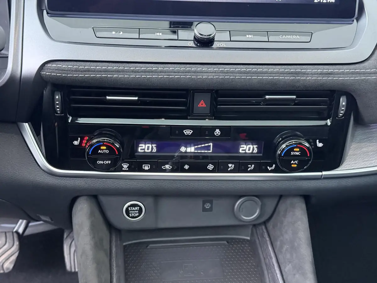 1.3 MHEV Xtronic Tekna Plus | Luxe Lederen Bekl. | BOSE Audio | Panoramadak | Head-Up |