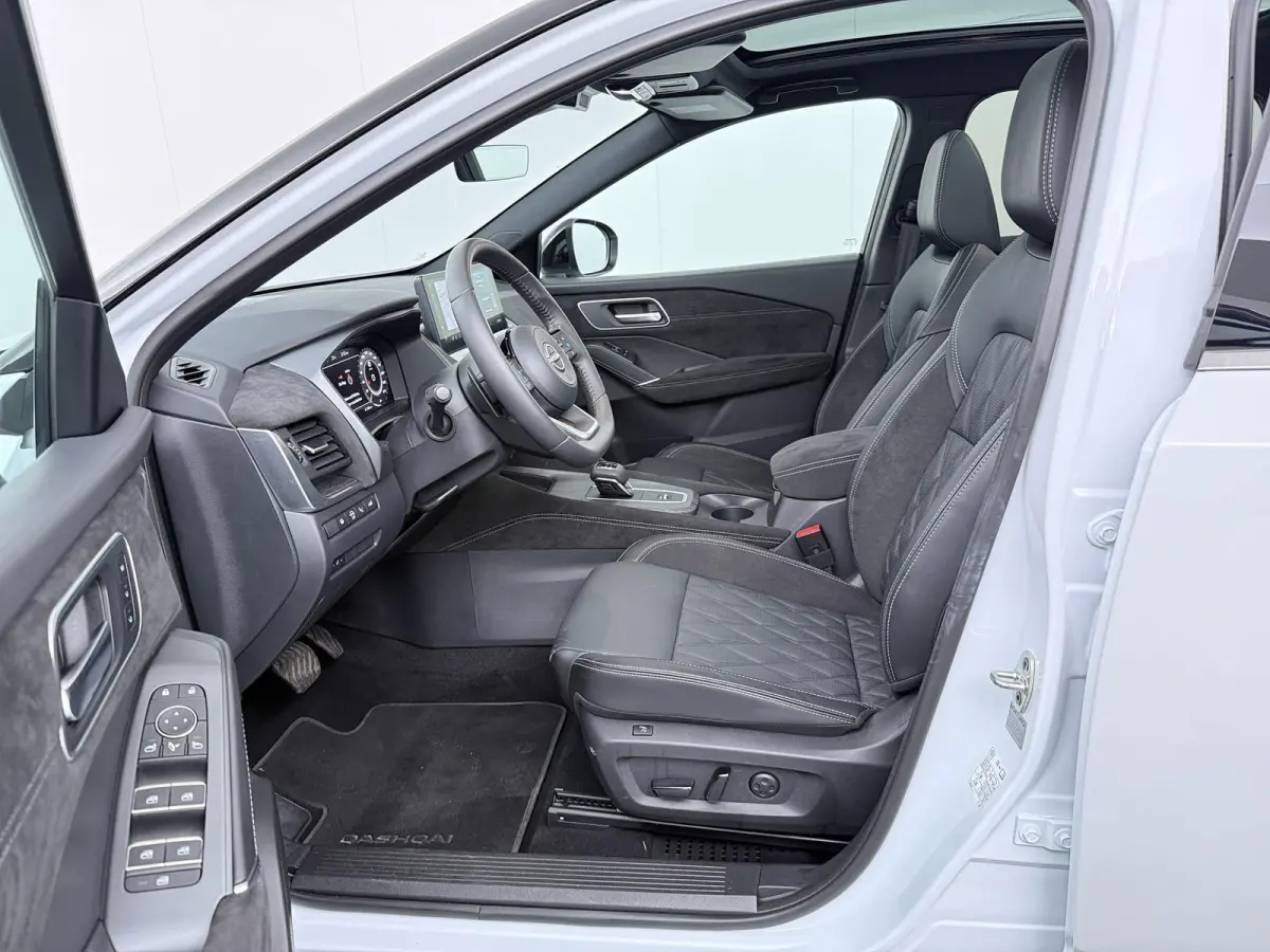 1.3 MHEV Xtronic Tekna Plus | Luxe Lederen Bekl. | BOSE Audio | Panoramadak | Head-Up |
