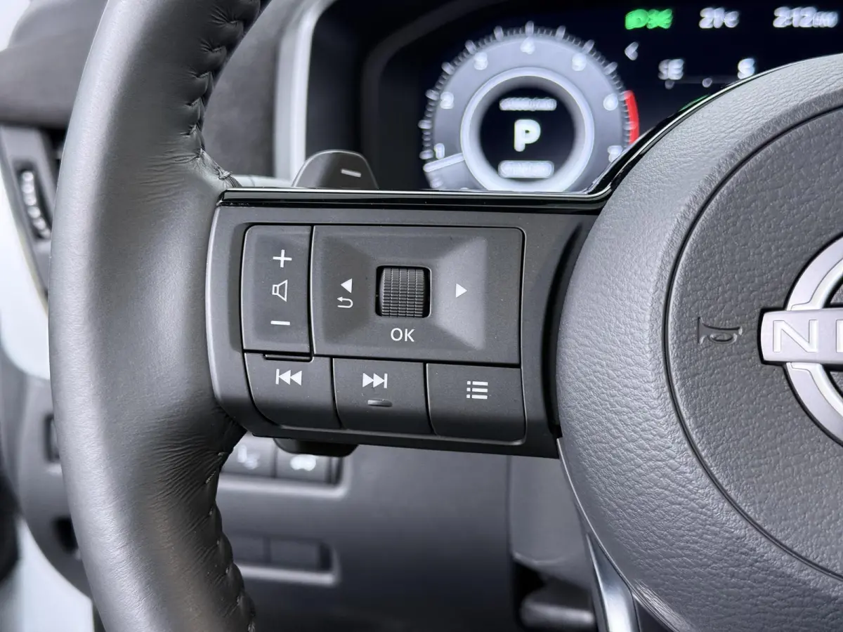 1.3 MHEV Xtronic Tekna Plus | Luxe Lederen Bekl. | BOSE Audio | Panoramadak | Head-Up |