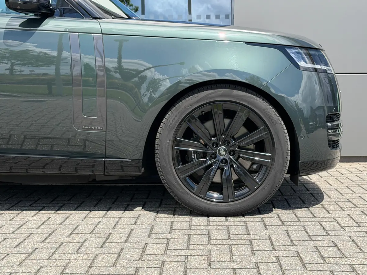 P550e Autobiography | Vierwielsturing | Shadow Pack | El.trekhaak | Softclose | Lederen hemel | Head-up