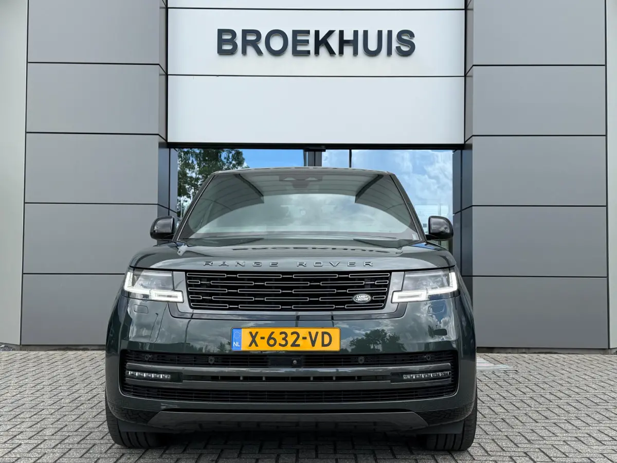 P550e Autobiography | Vierwielsturing | Shadow Pack | El.trekhaak | Softclose | Lederen hemel | Head-up