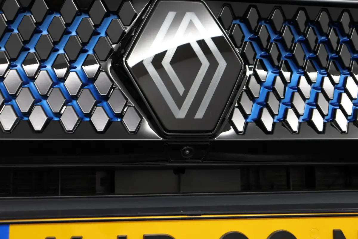 atelier Alpine hyper hybrid E-Tech 4x4 300 | Full Options | Matte grijs |