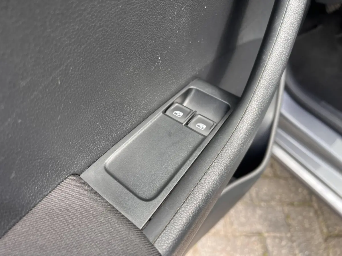 1.0 TSI Ambition Automaat Airco Cruise BTW