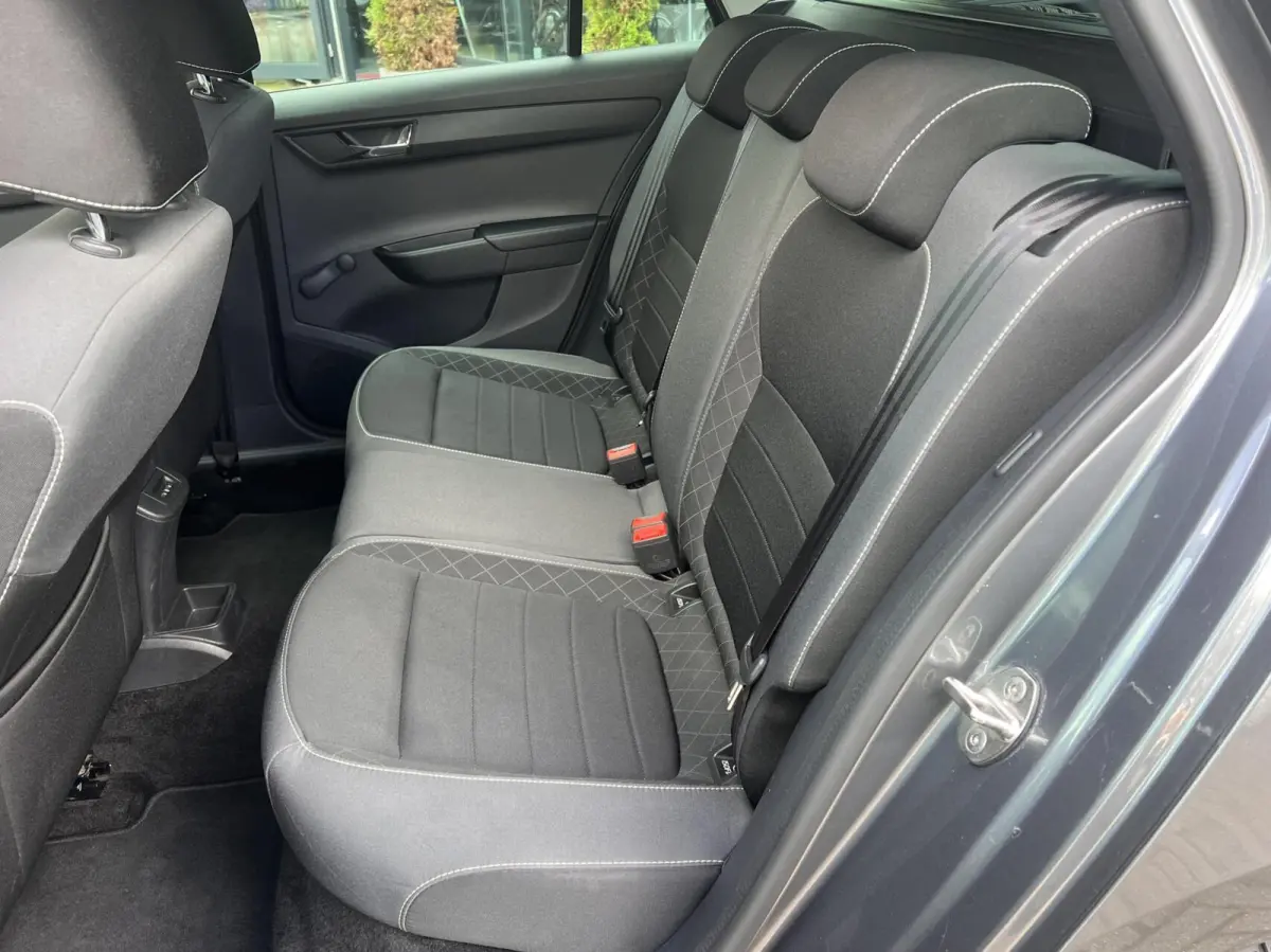 1.0 TSI Ambition Automaat Airco Cruise BTW