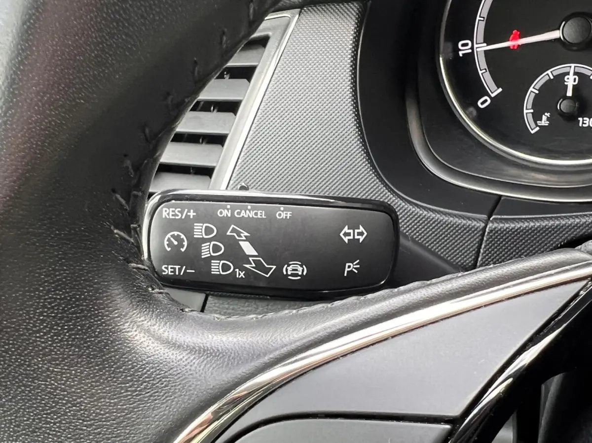 1.0 TSI Ambition Automaat Airco Cruise BTW