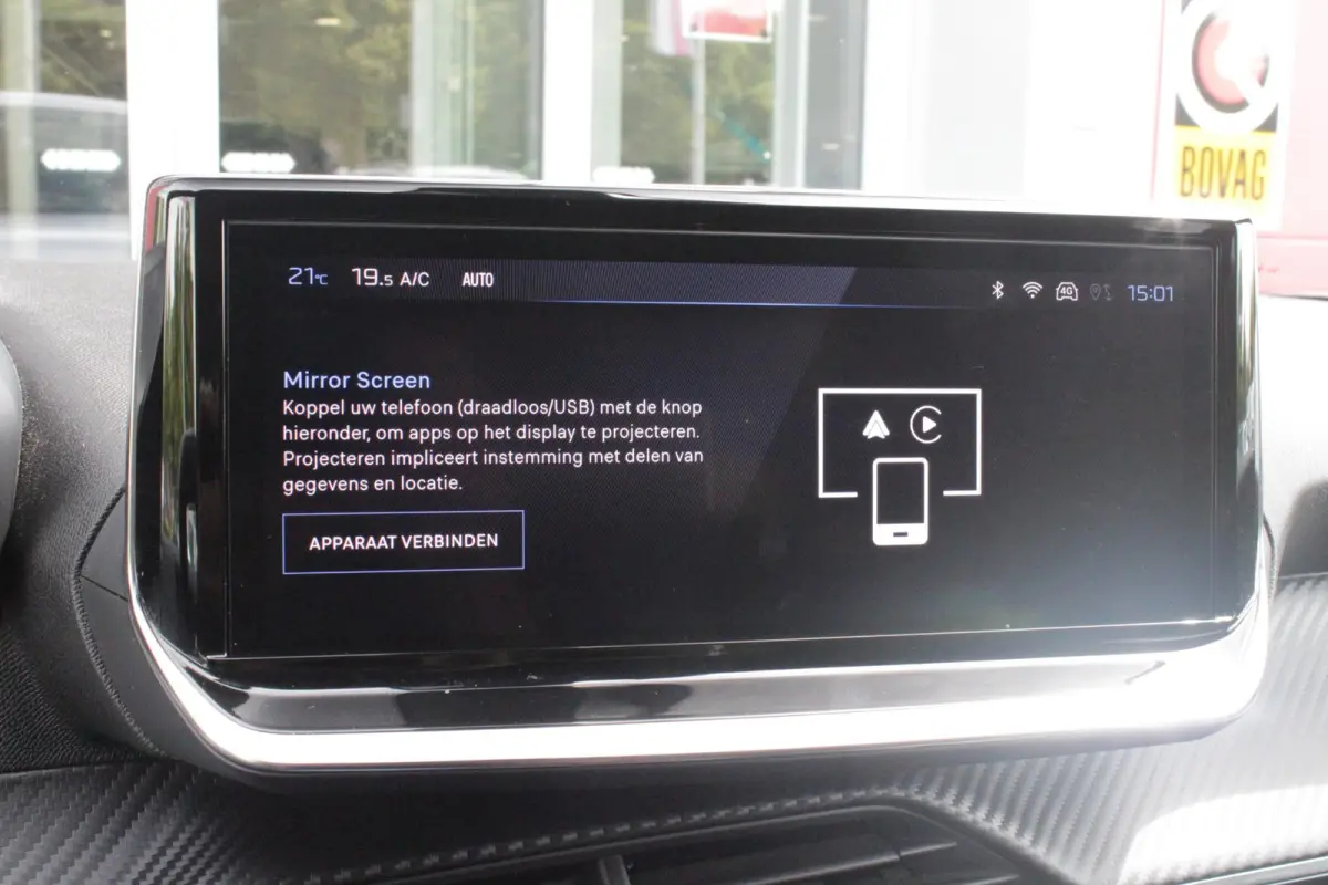 1.2 100PK ALLURE | TREKHAAK | CAMERA VOOR + ACHTER | NAVIGATIE | DRAADLOZE APPLE CARPLAY/ANDROID AUTO | LED KOPLAMPEN | ALL SEASON BANDEN | ADAPTIVE CRUISE CONTROL | DODEHOEK DETECTIE | CLIM