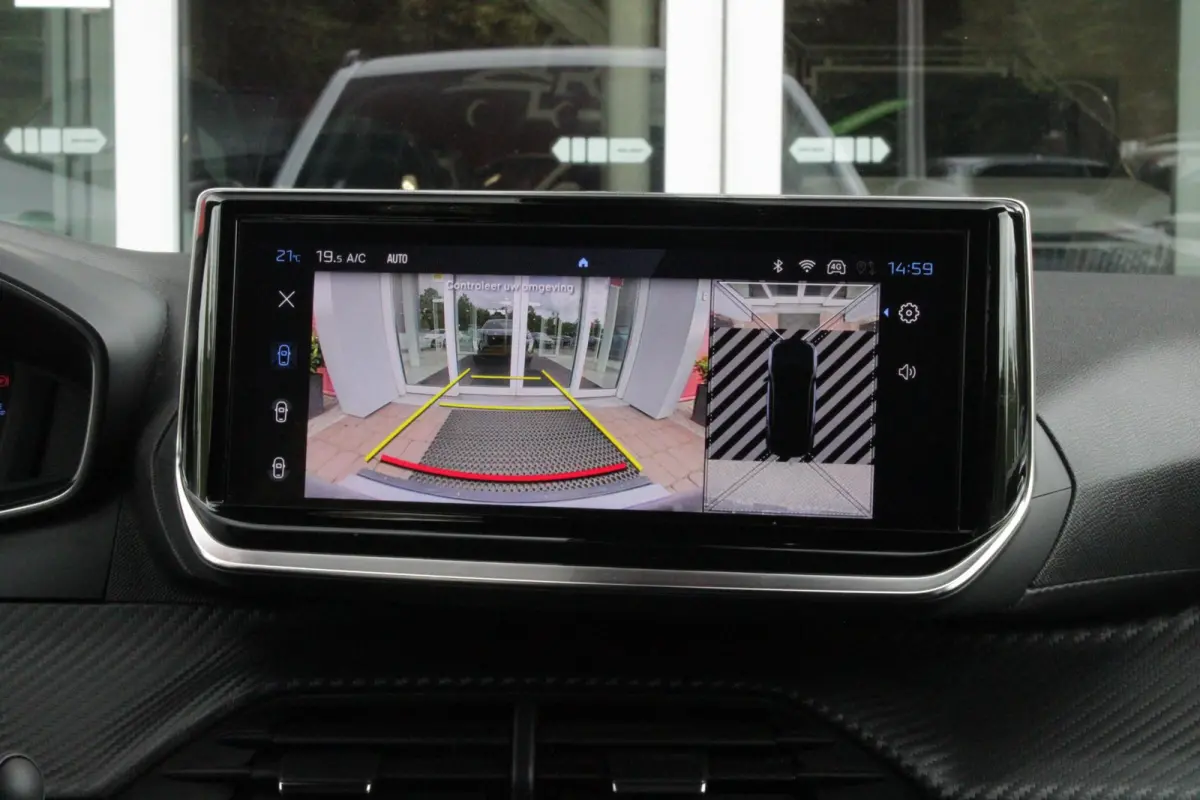 1.2 100PK ALLURE | TREKHAAK | CAMERA VOOR + ACHTER | NAVIGATIE | DRAADLOZE APPLE CARPLAY/ANDROID AUTO | LED KOPLAMPEN | ALL SEASON BANDEN | ADAPTIVE CRUISE CONTROL | DODEHOEK DETECTIE | CLIM