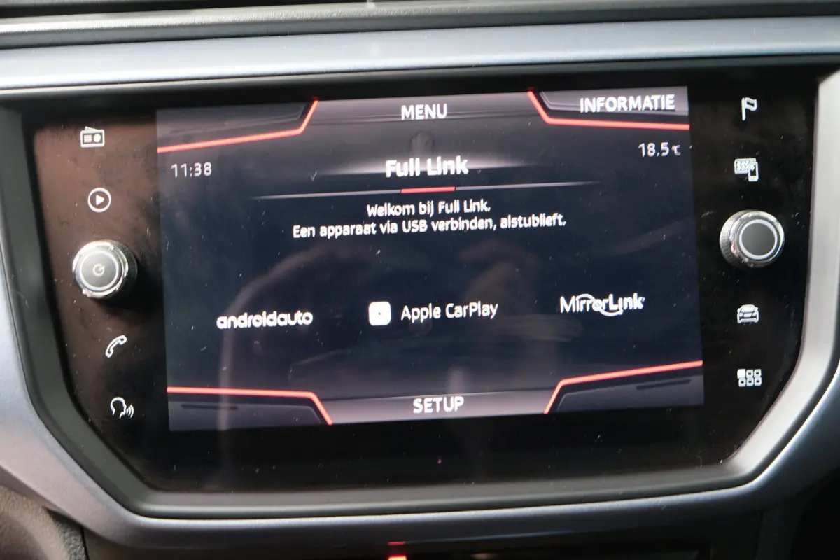 1.0 TSI Style Business Intense - N.A.P. Airco, Cruise, Navi, PDC, Camera, Carplay.