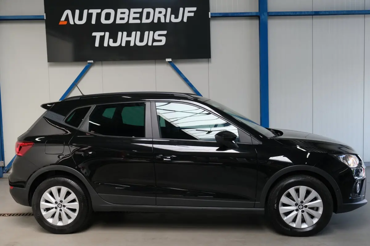 1.0 TSI Style Business Intense - N.A.P. Airco, Cruise, Navi, PDC, Camera, Carplay.