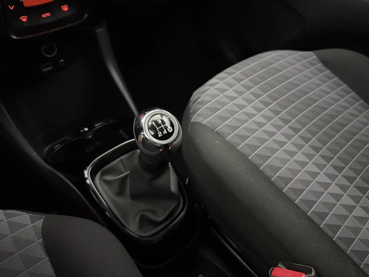 1.0 e-VTi Allure | Airco | Camera | Cruise | Carplay | LED | Elektrpakket