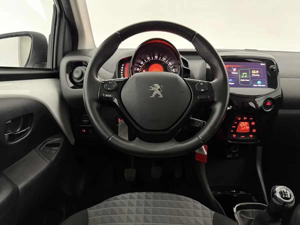 1.0 e-VTi Allure | Airco | Camera | Cruise | Carplay | LED | Elektrpakket