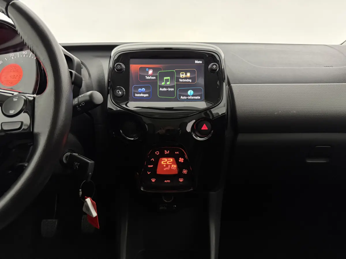 1.0 e-VTi Allure | Airco | Camera | Cruise | Carplay | LED | Elektrpakket