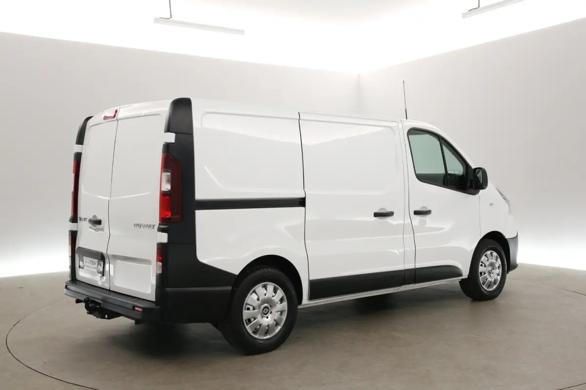 2.0 DCI L1H1 145PK | Marge | Airco | 3 Zits | Parkeersens. | Trekhaak | LED