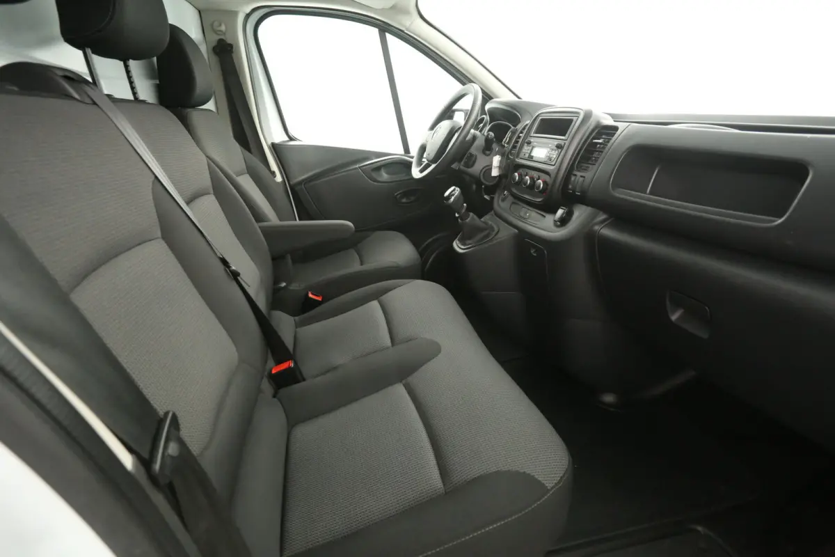 2.0 DCI L1H1 145PK | Marge | Airco | 3 Zits | Parkeersens. | Trekhaak | LED